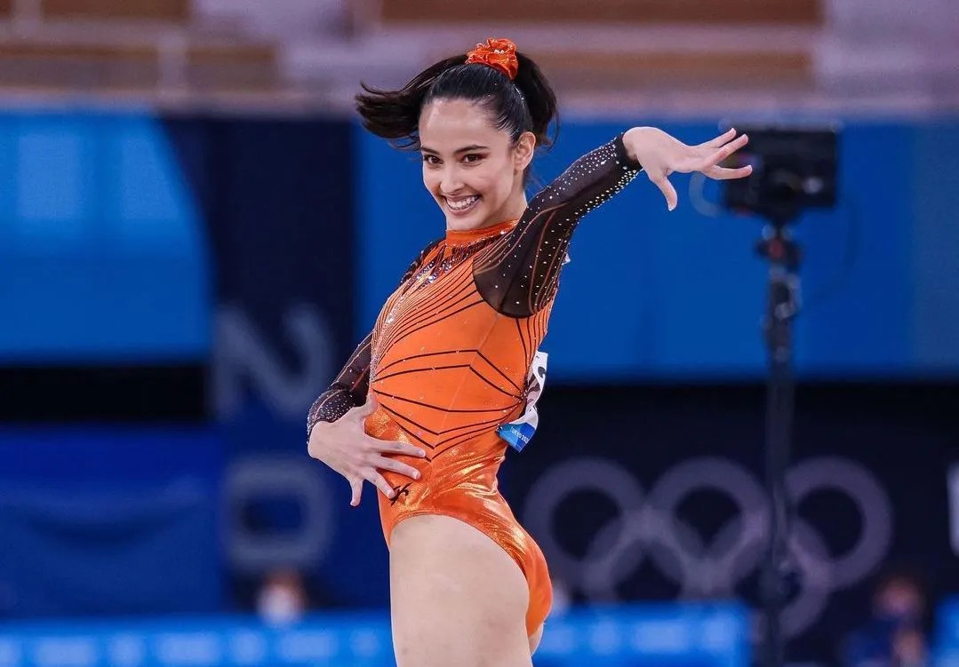 “劳模”易建联：“易”如既往 薪火相传