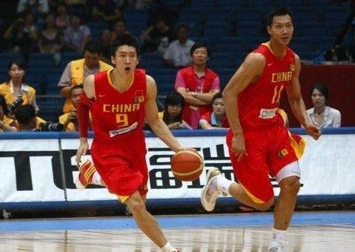 辅以一到两 辅以一到两